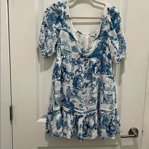 Gianni Bini Blue and white dress